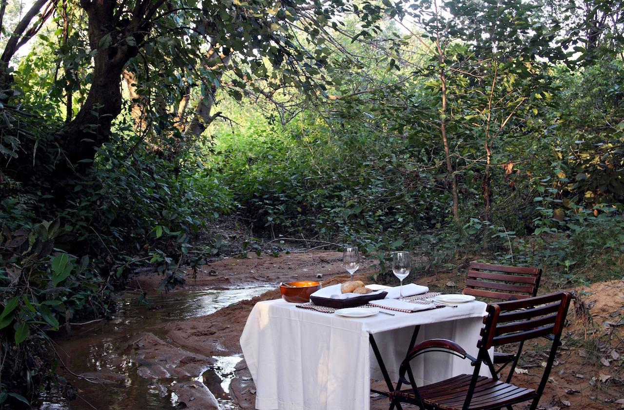 Samode Safari Lodge Parasi ภายนอก รูปภาพ